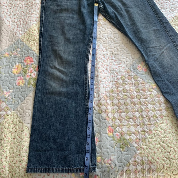 Levi's High Rise Bootcut Jeans - Picture 3 of 10